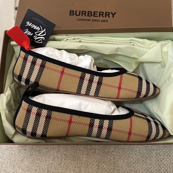 Burberry vintage check ballet flats size 6.5 - Picture 4 of 4
